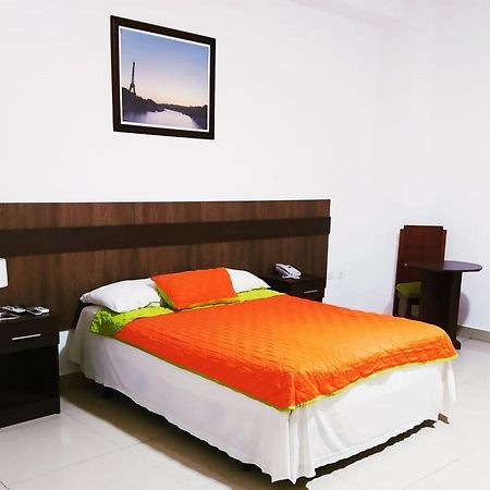 Manta Airport Hotel 외부 사진